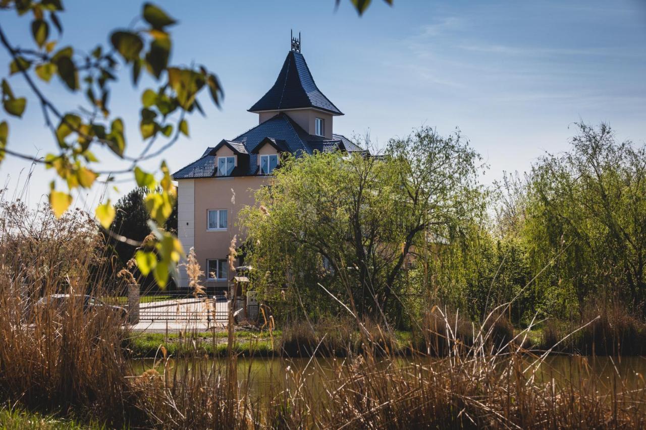 Hotel Navigator Palić Zewnętrze zdjęcie